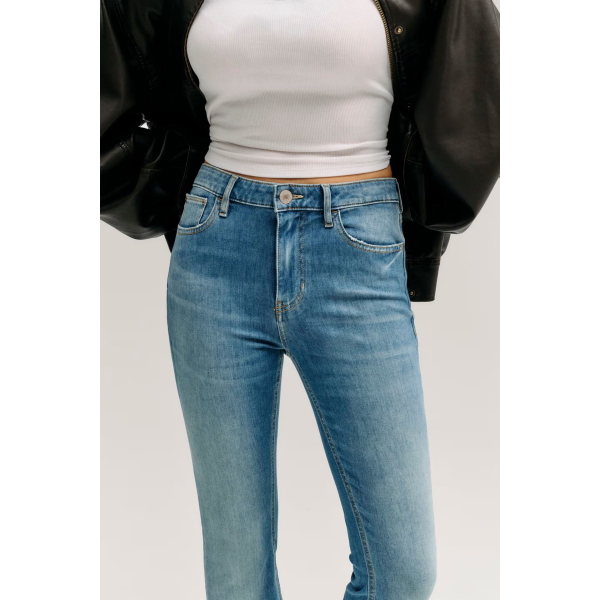 Jeans da donna GUESS Sexy Flare SNSS