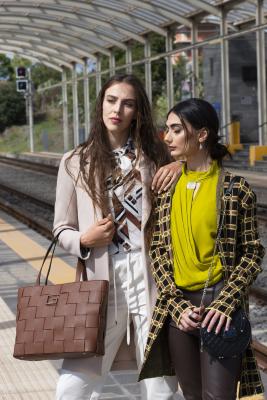 Shooting Day Stazione Poggio Rosso di Biancavilla - Volti Italiani Abbigliamento